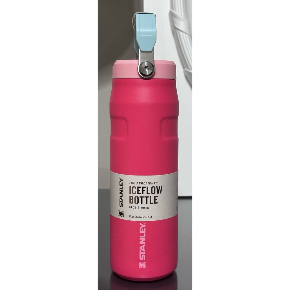 Stanley‎ IceFlow Flip Straw 2.0 Water Bottle 24oz, WATERMELON